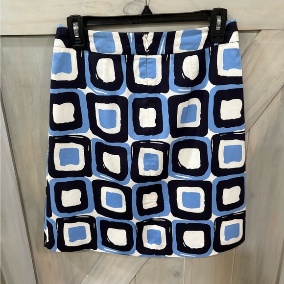 Banana Republic Blue and White A-Line Skirt, Size 0 - Picture 5 of 8